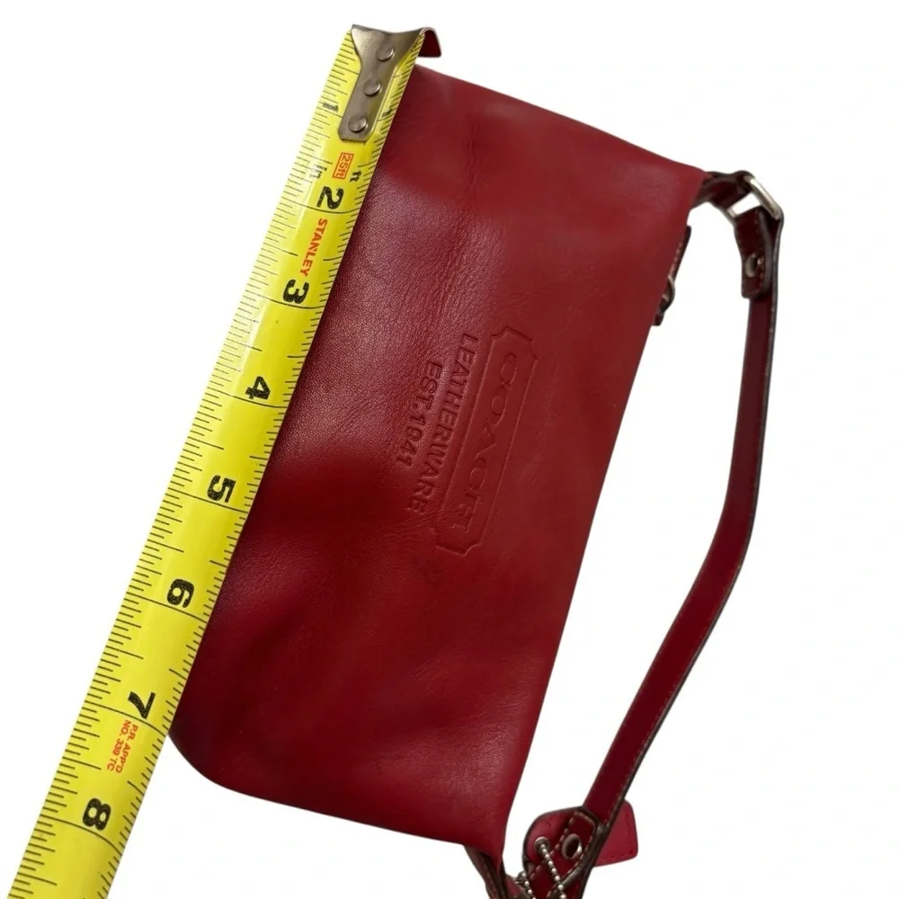 Coach vintage y2k logo mini bag red leather wristlet clutch